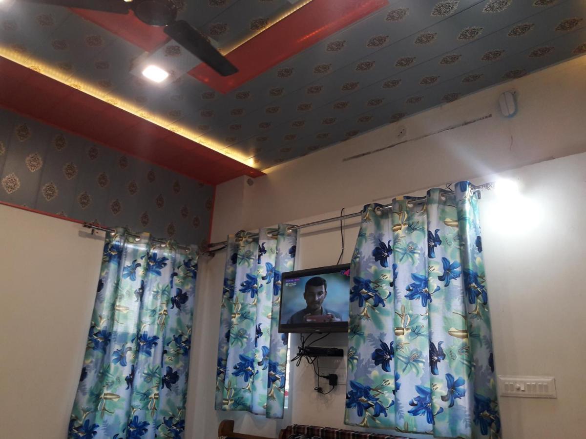 Hotel Rajvihar Pachmarhi Exterior photo