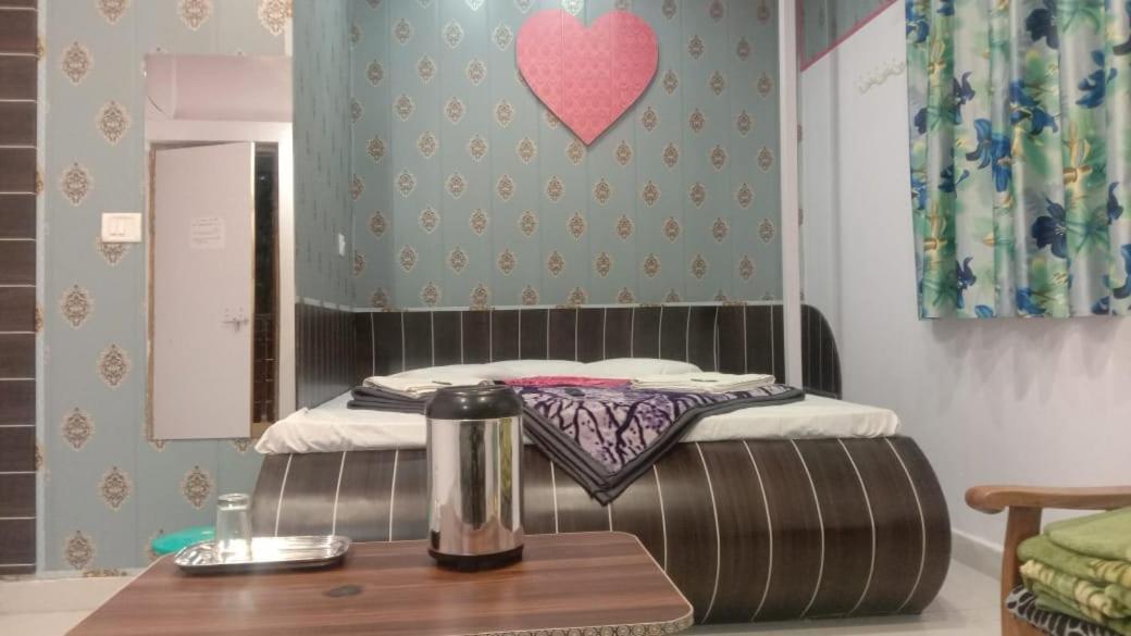 Hotel Rajvihar Pachmarhi Room photo