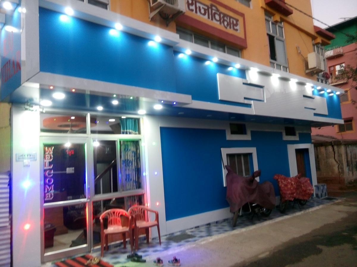 Hotel Rajvihar Pachmarhi Exterior photo