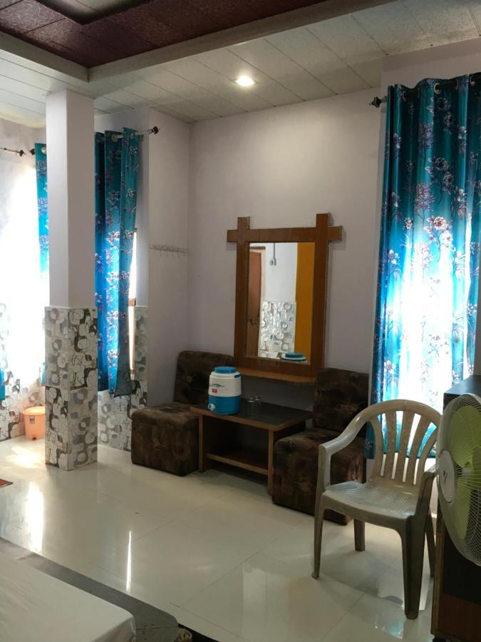 Hotel Rajvihar Pachmarhi Exterior photo