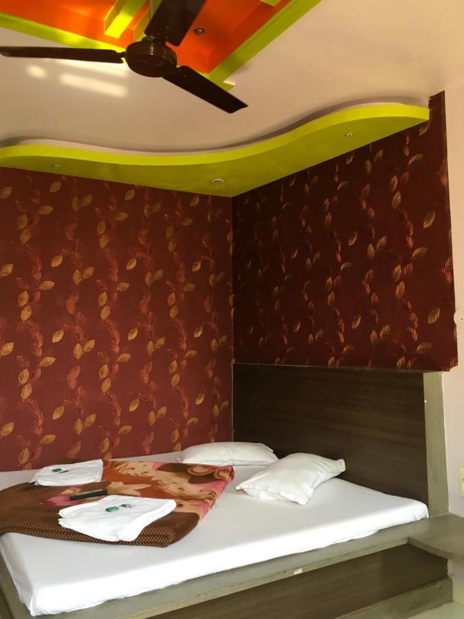 Hotel Rajvihar Pachmarhi Exterior photo